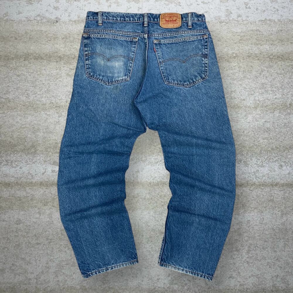 Vintage 90s Levis Jeans 505 38x30 Regular Straight Leg Fit Medium Wash USA